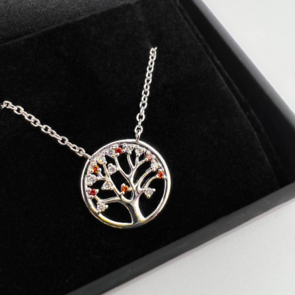 Garnet Tree white Necklace